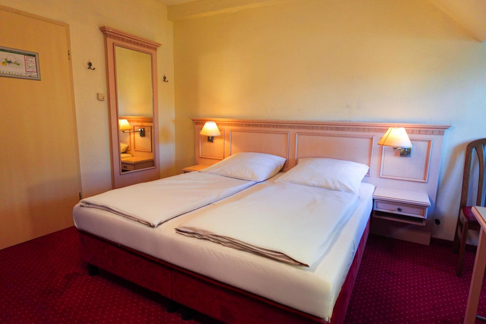 Hotel Casino Im Park Kamp-Lintfort Dış mekan fotoğraf